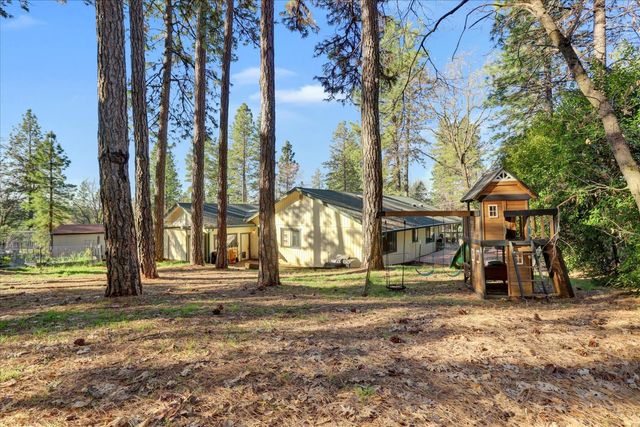 11385 Francis Dr, Grass Valley, CA 95949