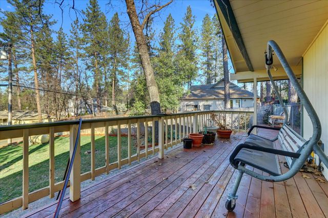 11385 Francis Dr, Grass Valley, CA 95949