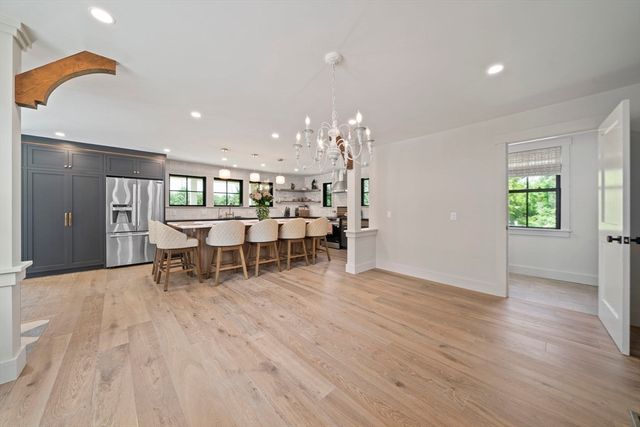 32 County St, Lakeville, MA 02347