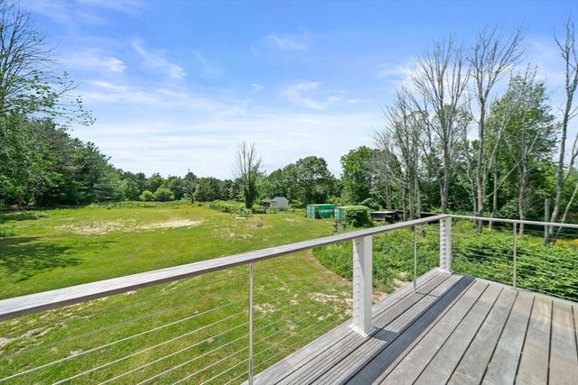 32 County St, Lakeville, MA 02347