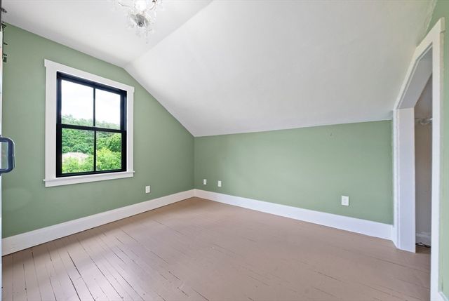 32 County St, Lakeville, MA 02347