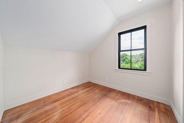 32 County St, Lakeville, MA 02347