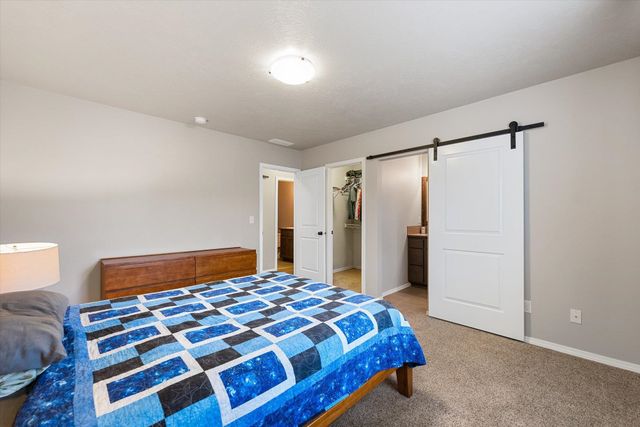 1910 W Maxine Ave, Spokane, WA 99208