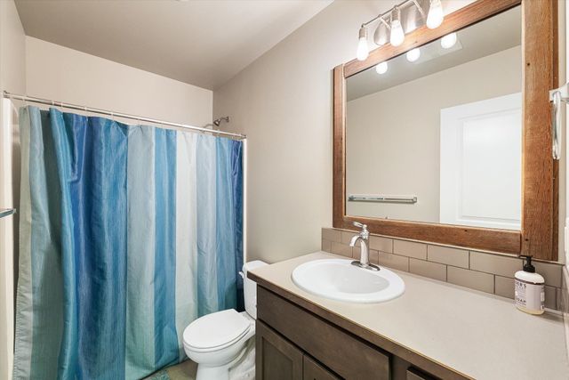 1910 W Maxine Ave, Spokane, WA 99208