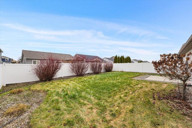 1910 W Maxine Ave, Spokane, WA 99208