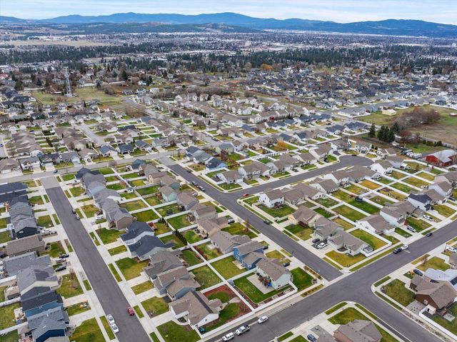 1910 W Maxine Ave, Spokane, WA 99208