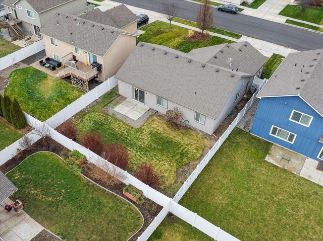 1910 W Maxine Ave, Spokane, WA 99208