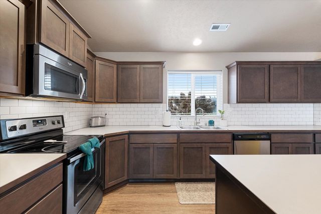 1910 W Maxine Ave, Spokane, WA 99208