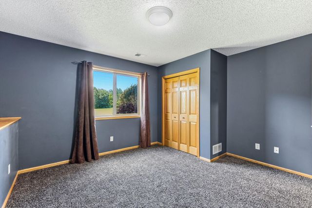 22633 Zion Parkway NW, Bethel, MN 55005