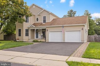 5 SUNSET BLVD, Hamilton, NJ 08690