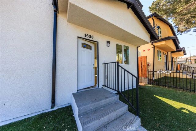 1642 Murchison St, Los Angeles, CA 90033