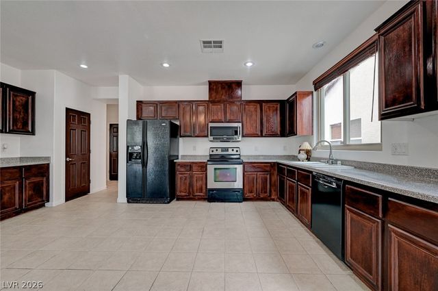 5893 Wildhorse Ledge Avenue, Las Vegas, NV 89131