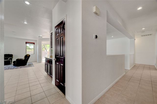 5893 Wildhorse Ledge Avenue, Las Vegas, NV 89131