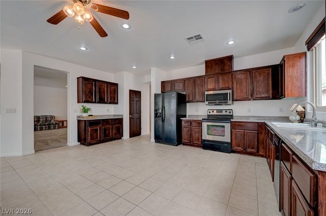 5893 Wildhorse Ledge Avenue, Las Vegas, NV 89131