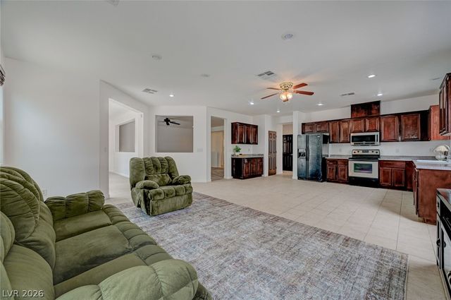 5893 Wildhorse Ledge Avenue, Las Vegas, NV 89131