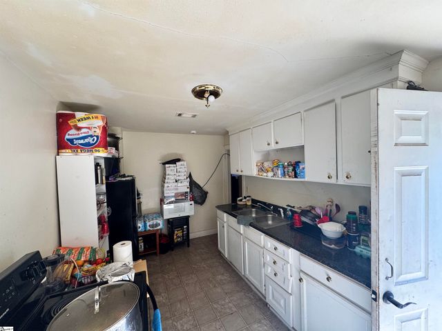507 Cedar Lane Road, Greenville, SC 29611