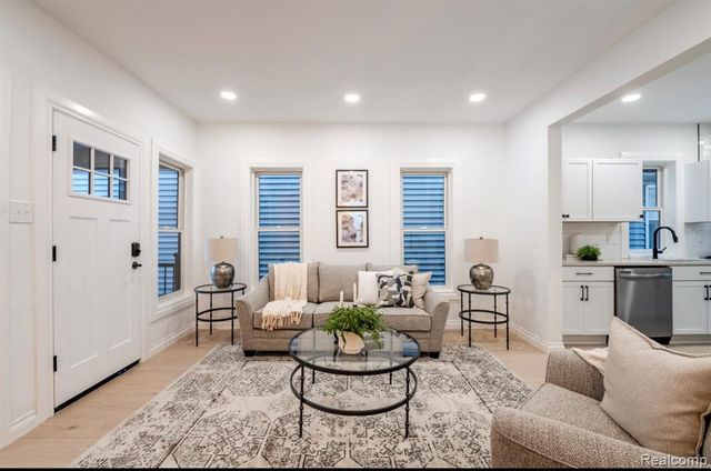 1759 Fischer Street, Detroit, MI 48214