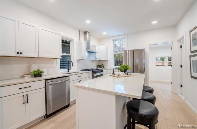 1759 Fischer Street, Detroit, MI 48214