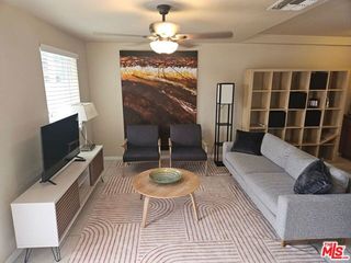 541 S Calle Amigos, Palm Springs, CA 92264