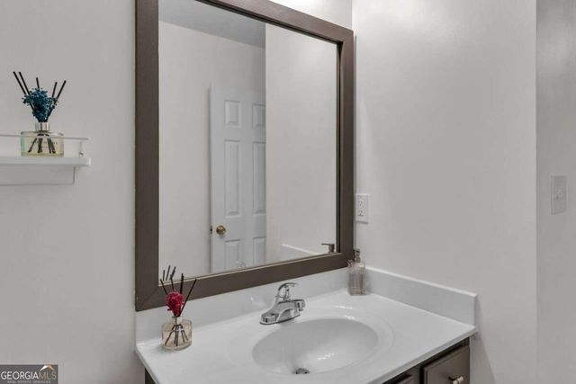 8910 S Somerset Lane, Alpharetta, GA 30004