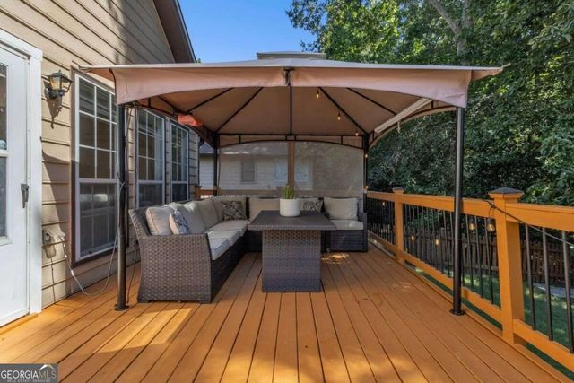 8910 S Somerset Lane, Alpharetta, GA 30004