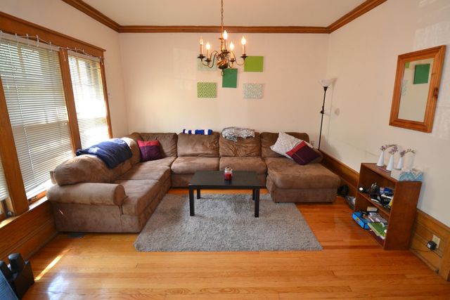 3761 N Lakewood Avenue 1F, Chicago, IL 60613