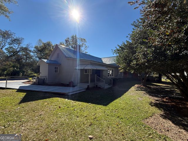 405 Monroe Street, Garfield, GA 30425