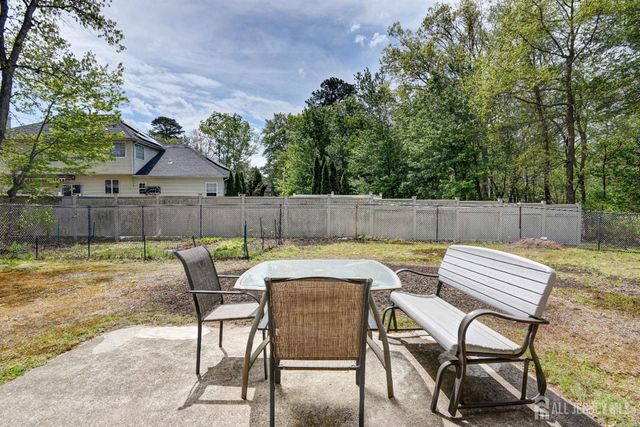 61 Avenue I Avenue, Monroe, NJ 08831