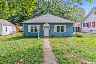 1328 N Ledlie Avenue, Springfield, IL 62702