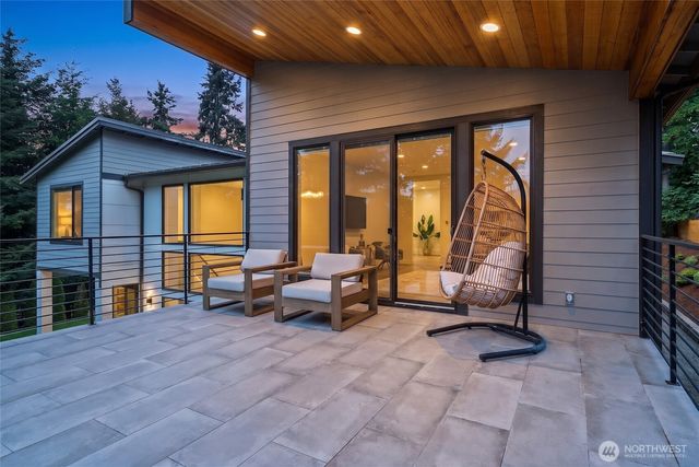 9824 Fruitland Avenue E, Puyallup, WA 98373