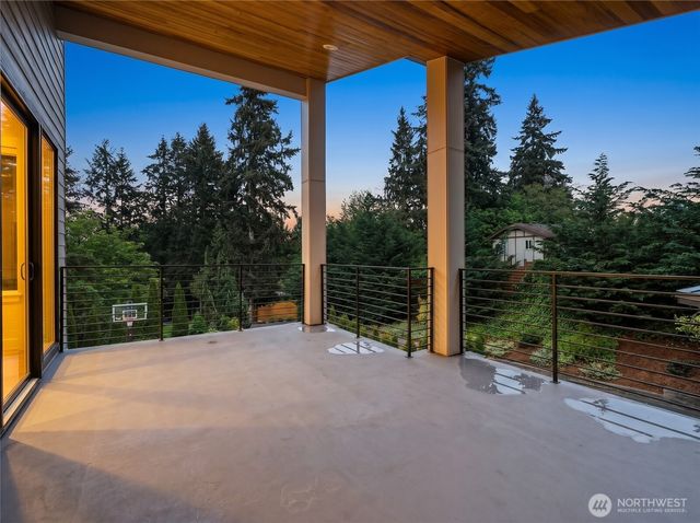 9824 Fruitland Avenue E, Puyallup, WA 98373