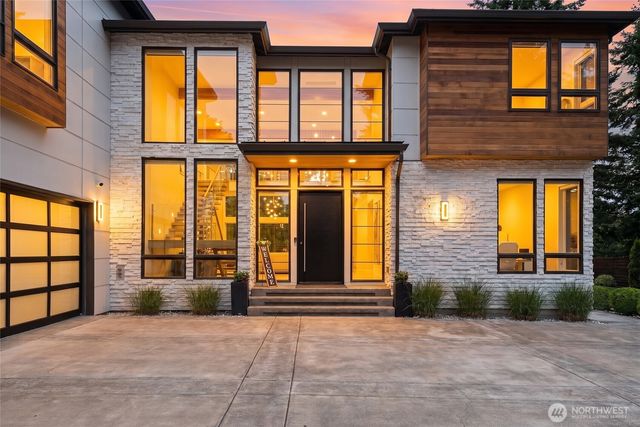 9824 Fruitland Avenue E, Puyallup, WA 98373