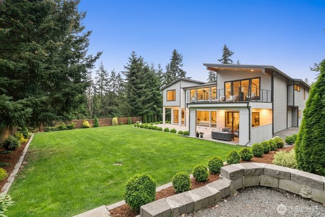 9824 Fruitland Avenue E, Puyallup, WA 98373