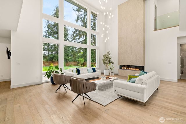9824 Fruitland Avenue E, Puyallup, WA 98373