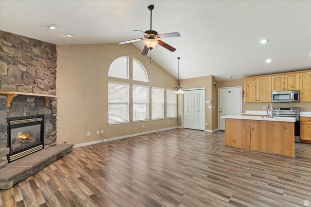 1857 W 2575 S, Syracuse, UT 84075