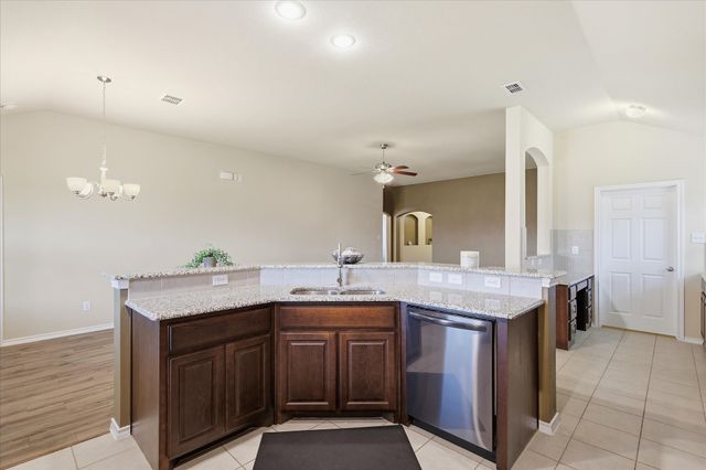 12000 Castleford Way, Fort Worth, TX 76036