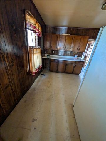 1809 Garfield Avenue, St Joseph, MO 64503