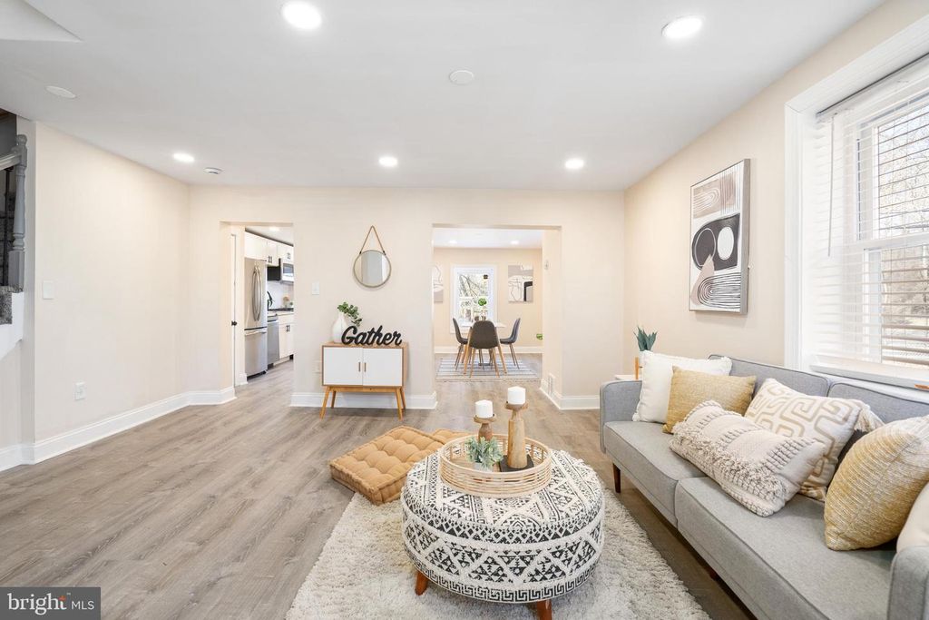 Image 4 of property listing at 3028 TIOGA PKWY, Baltimore, MD 21215