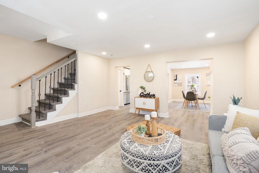 Image 7 of property listing at 3028 TIOGA PKWY, Baltimore, MD 21215