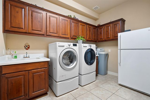 1200 Lions Lair, Leander, TX 78641