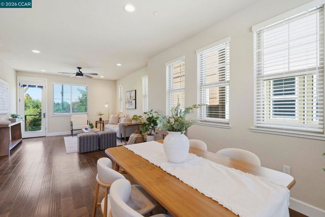 865 Tranquility Cir 13, Livermore, CA 94551