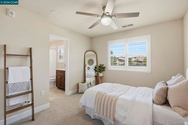 865 Tranquility Cir 13, Livermore, CA 94551