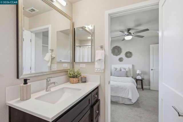 865 Tranquility Cir 13, Livermore, CA 94551