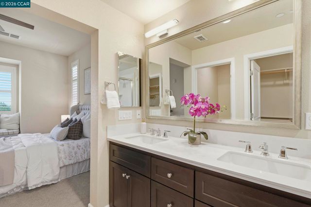 865 Tranquility Cir 13, Livermore, CA 94551