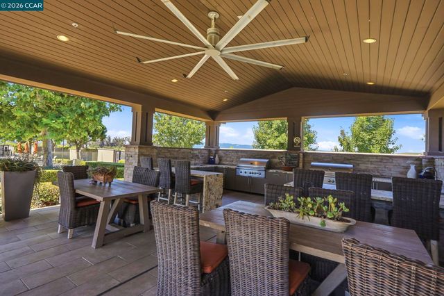865 Tranquility Cir 13, Livermore, CA 94551