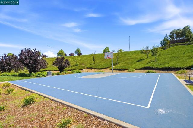 865 Tranquility Cir 13, Livermore, CA 94551