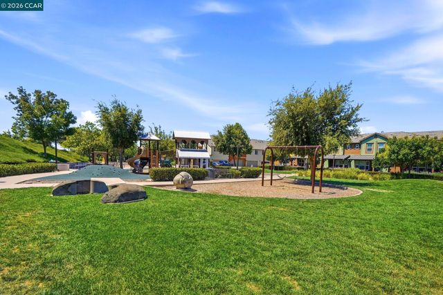 865 Tranquility Cir 13, Livermore, CA 94551