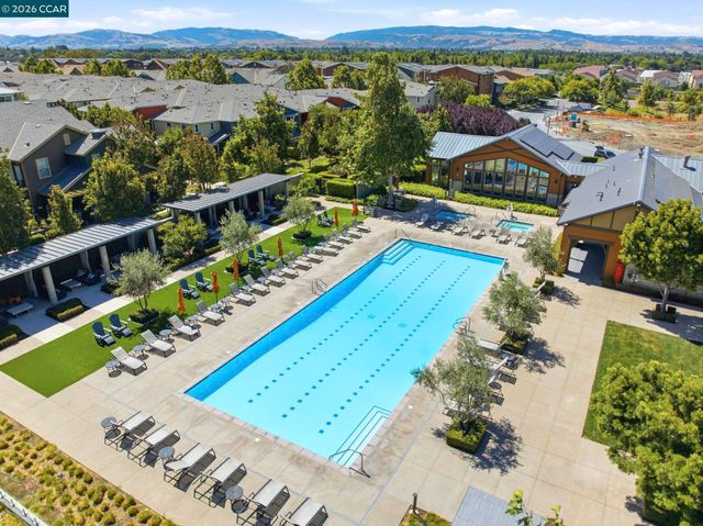 865 Tranquility Cir 13, Livermore, CA 94551