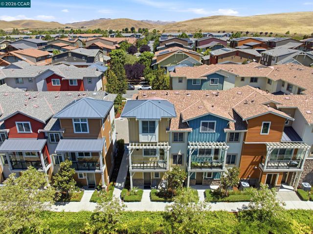 865 Tranquility Cir 13, Livermore, CA 94551