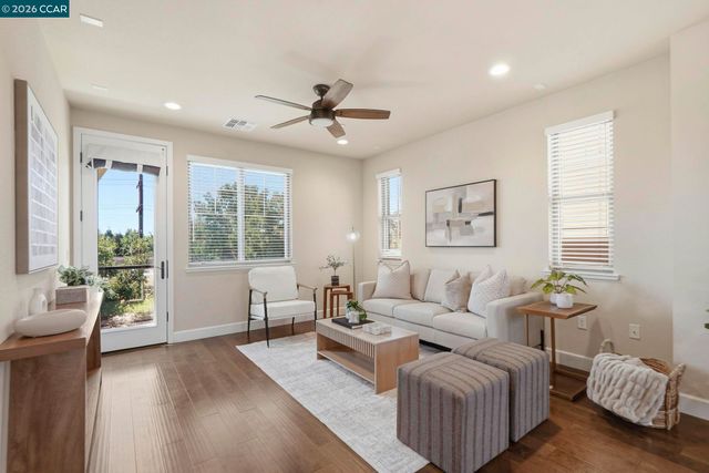 865 Tranquility Cir 13, Livermore, CA 94551